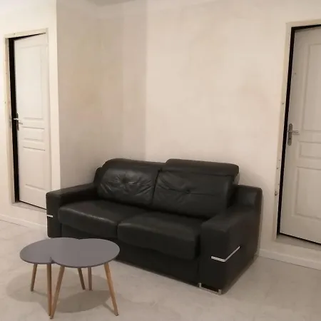 Lumi Avec Patio Et Jardin Апартаменты *