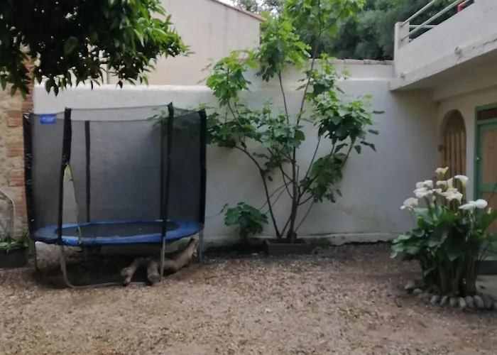 Lumi Avec Patio Et Jardin *